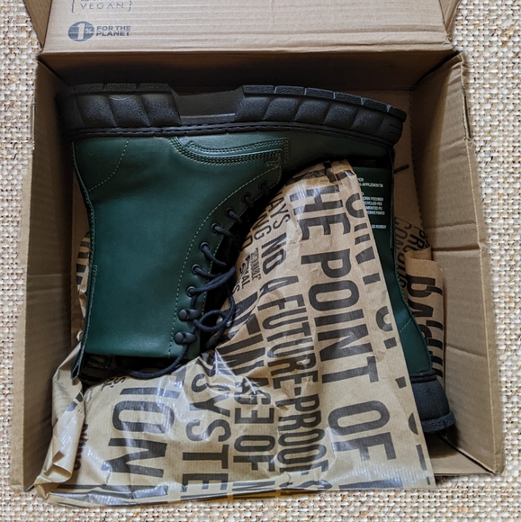 Virón 1992 Forest Apple Vegan Leather Combat Boot - Picture 6 of 6